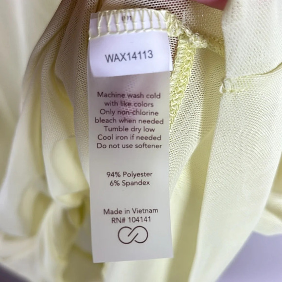 NWT Calia Light Green Twisted Mesh Tee - Picture 9 of 10